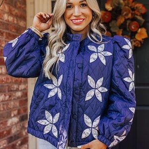 NWT, Navy Floral Women's Quilted Jacket by &merci, lightweight